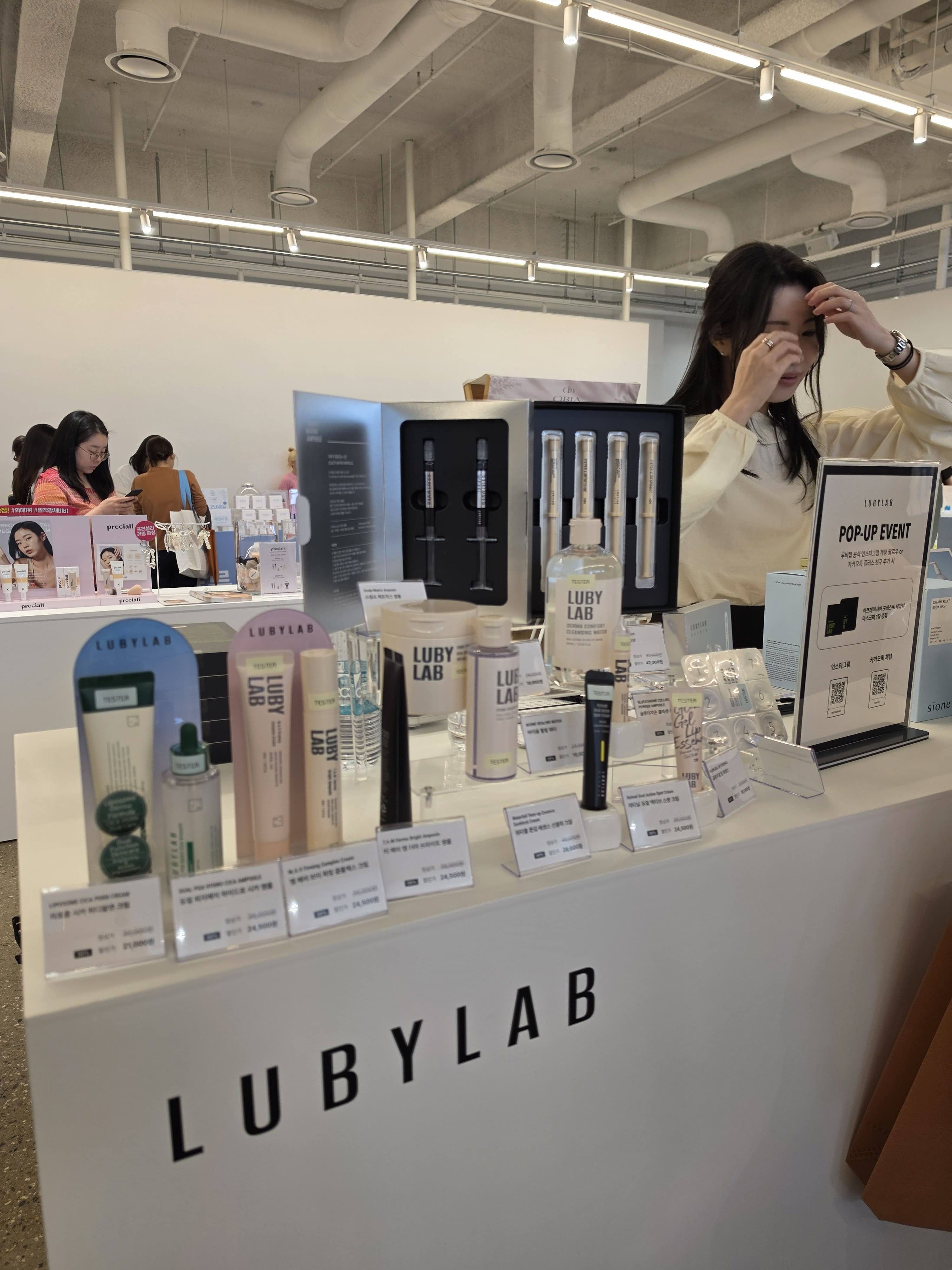 Trải Nghiệm LUBYLAB Pop-Up Store tại Seongsu