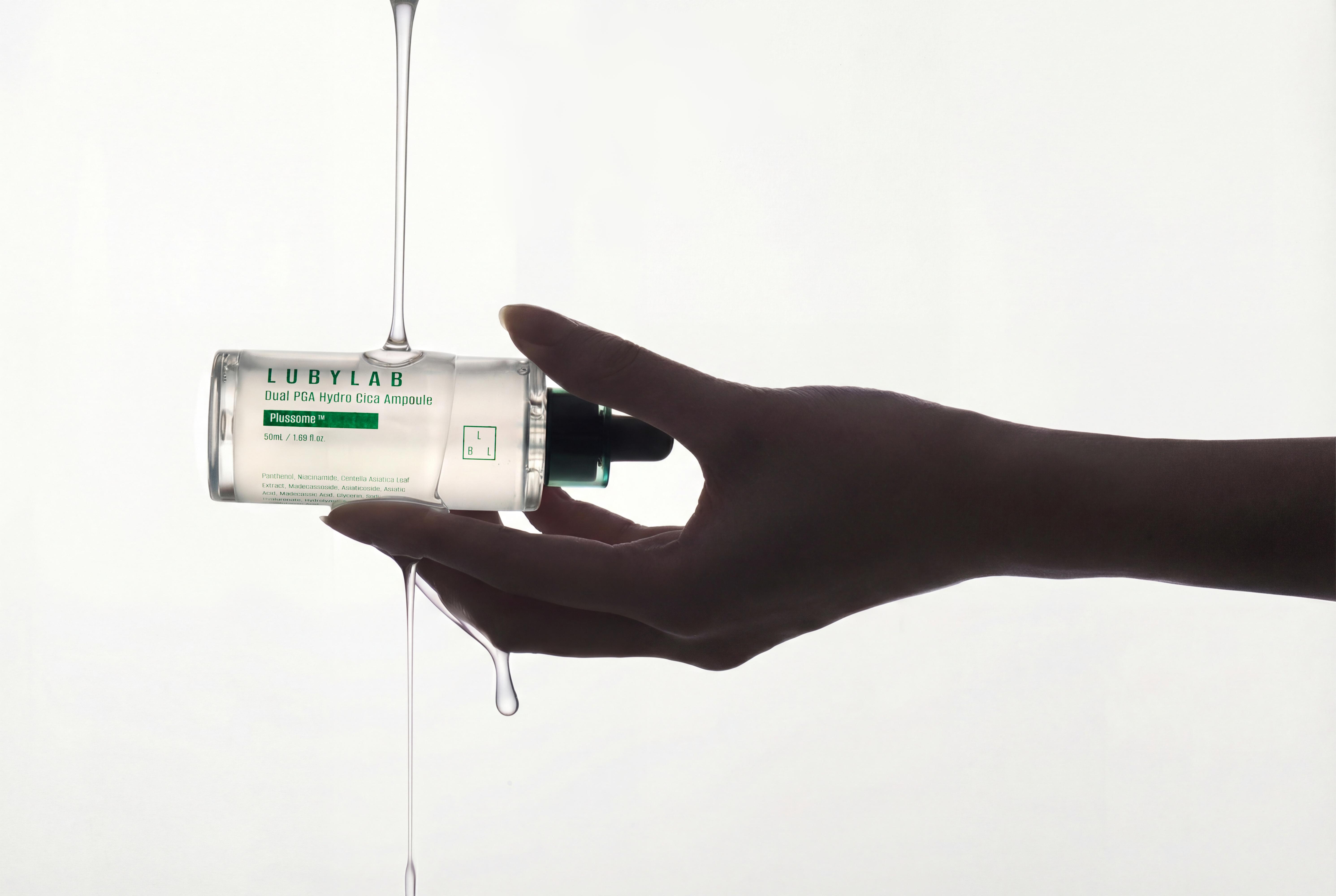LUBYLAB Xuất Hiện Tại Quảng Trường Thời Đại New York